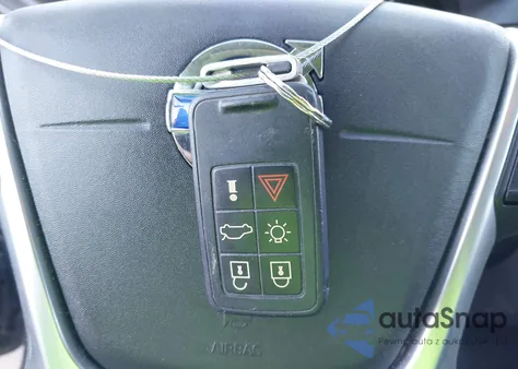 2012 Volvo Xc60 3.2/3.2 Platinum/3.2 Premier/3.2 Premier Plus z USA, uszkodzony, nr VIN YV4940DZ9C2295254